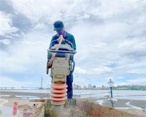 《數碼寶貝》攻佔八里！2025沙雕展打造超萌沉浸體驗