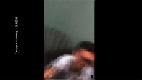 尬電師父又遭殃! 貨車載10桶穢物狂潑 信徒"傘陣"阻擋