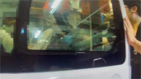 快新聞／101停車場濺血！女騎士示意讓道　竟遭猛刺5刀