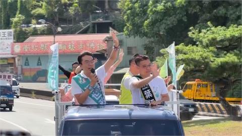力拚翻轉南投! 温世政車掃拜票 深入埔里大街小巷