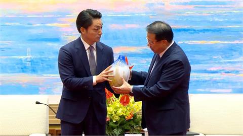 北市府曝民調逾6成支持雙城論壇　綠酸「球員兼裁判」合理化背書