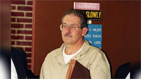 美中情局「頭號雙面諜」艾姆斯獄中過世　貪財洩密讓12名線人喪命