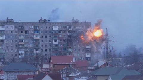 煉獄...俄坦克狂轟民宅　馬里烏波爾40萬人受困