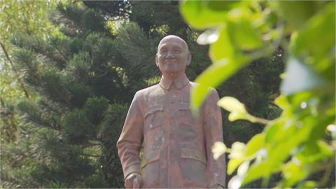 蔣中正到哪都很會殺！她放「50個老蔣」成滅菌神器真相曝光