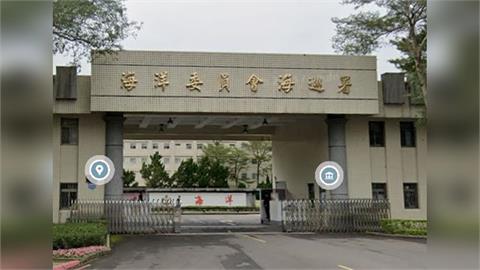 快新聞／曾文溪驚見幽靈船！海巡一路追到基隆　牽出18年通緝犯