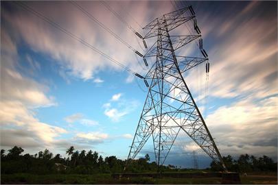 強強聯手！富威電力投資智電系統　轉型全球AI智慧能源平台