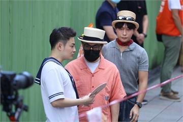 蔡康永現身沈伯洋競總　中國軍方帳號首發聲批「不容在大陸與台獨騎牆搖擺」