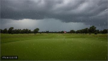 紀念高球賽遭雷雨攪局 J.T. Poston 與 Ryan Gerard 暫定並列領先