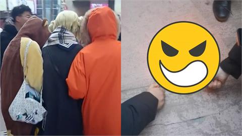 她扮「日本動漫角色」遭小粉紅圍堵辱罵！「燒假髮、舉五星旗」中網批：國家有救嗎？