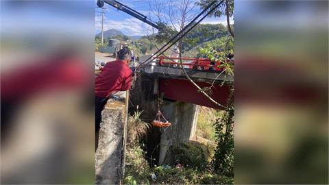 快新聞／台中恐怖車禍！73歲翁跌落8米深橋下　OHCA搶命中