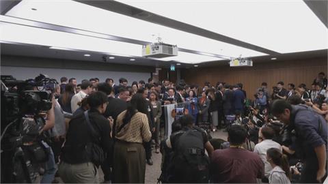 泰國前進黨盼平息政治紛爭　提修「冒犯君主法」被判違憲