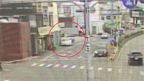 苗栗無照男「練車」準備考駕照　疑誤踩油門撞超商