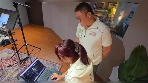熱血愛海線! 議員拚連任自製競選歌 AI協作歌詞玩創意