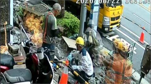 施工挖破天然氣管？　桃園中正路氣爆「烈焰波及1工人」