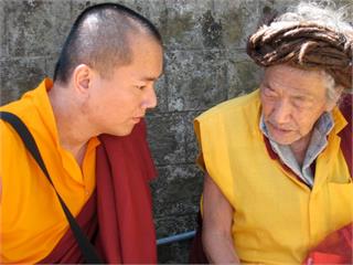 喇嘛爆私德爭議！哄女上床又劈腿　傳離譜對話：弟弟再長15公分給妳爽