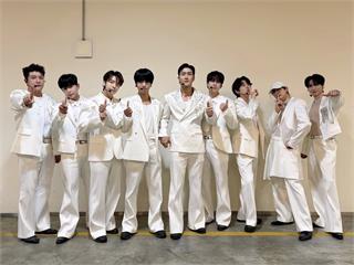 Super Junior台北大巨蛋連唱三場 成員熱讚台灣美食後台Buffet