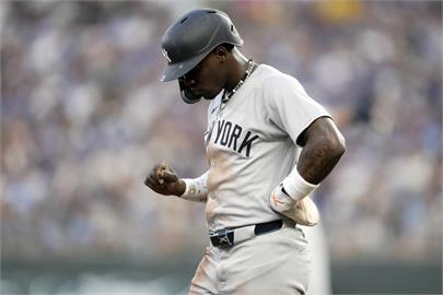 MLB(影)／洋基和皇家結怨更深了!　兩隊先發三壘手因盜壘而互嗆