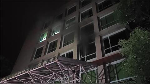 快新聞／台北內湖公視深夜突起火！大樓濃煙狂竄　幸無人員傷亡