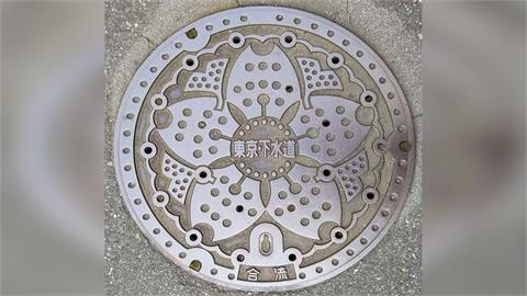 東京暴雨灌破路面、人孔蓋噴飛　專家稱「水錘作用」惹的禍