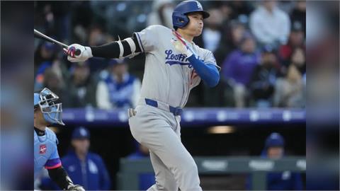 大谷翔平首打席敲安。（圖／美聯社）