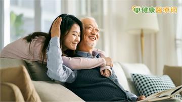 別忘了自己也曾迷惘！「高級大人」掌握4招　助力年輕人跨越人生關卡