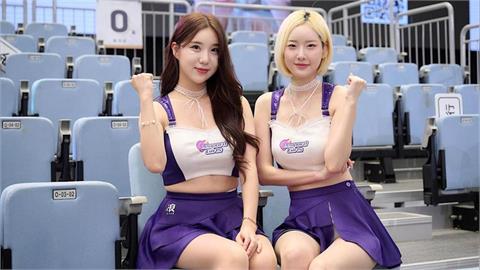 雲豹韓援徐賢淑、金賢姈陪主場耶誕活動現身。（圖／雲豹球團提供）