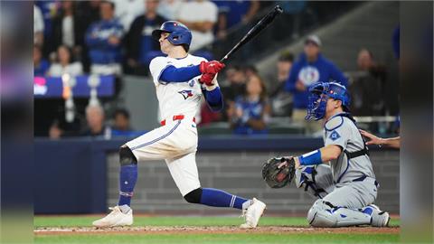 MLB(影)／九下差點敲再見安打！　藍鳥「四割男」雖創世界大賽安打紀錄仍淚崩