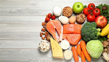 成年人喊減肥，老年人談養生的時代？蔡壁如盼：台版「每日飲食指南」應更明確！