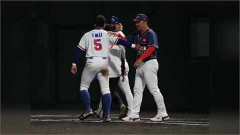 亞運／香港隊球衣驚見「台灣1元素」！轉播畫面露餡　球迷嚇傻：不會出事嗎？