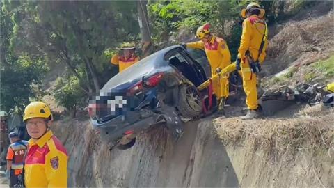 約看日出疑不熟路況釀禍　友開車追撞17歲騎士身亡
