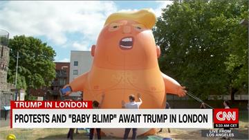高空驚見「巨嬰川普」！英國民眾搞笑抗議迎川普