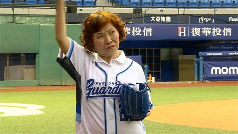 70歲開球投出人生新高度! 肩關節重建找回行動力