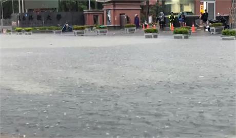 西南風影響12縣市豪雨特報！　氣象署曝雨恐要下到「這時候」