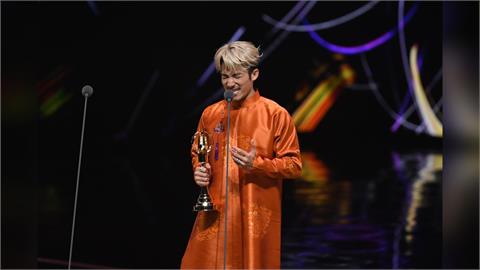 金鐘60／首位越南視帝誕生！連炳發奪獎當下「驚呆張口」嗨喊：我愛台灣