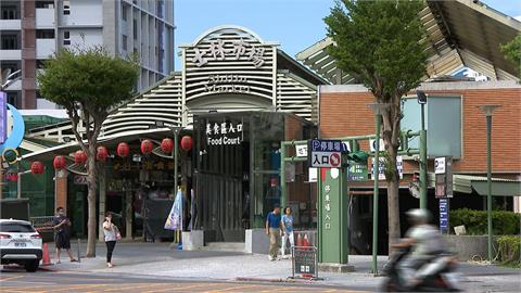 士林夜市驚見活春宮！夫妻美食街出口「脫褲激戰」民眾嚇壞　本人認：情緒高漲
