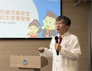 阿公帶孫子燒不停「猛灌這藥」   孩子全身冒紅疹嚇壞醫師！