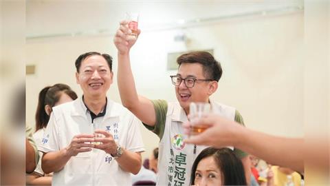 快新聞／新北民調翻轉了！蘇巧慧反超5%　卓冠廷嗨喊：劇烈黃金交叉