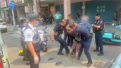 高雄小港驚傳隨機砍人？　男持寶劍閒晃「這原因」被送醫