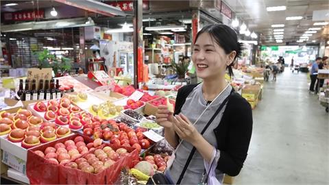 一輩子都在挨餓！脫北女來台逛水果市場超衝擊　曝家人慘況淚崩網心疼