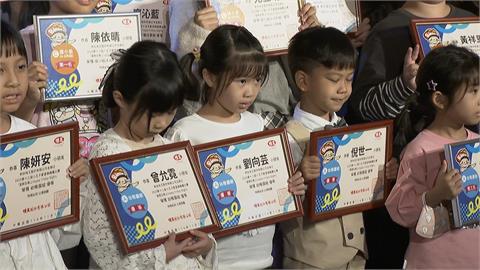 發揮你的想像力! 小王子塗鴉賽頒獎 食品廠加碼捐10萬助弱勢