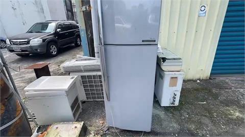 冷氣大盜暗夜變裝騎單車　冷氣行老闆怒報警