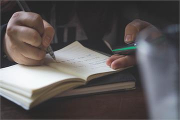 老師指使？74級分考生「學習歷程膨風」2醫學系資格沒了　校方：理解有落差