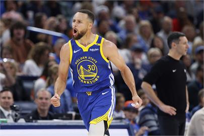 NBA(影)／咖哩大神柯瑞狂攻36分！經典「晚安」再現　勇士擊敗西區龍頭雷霆