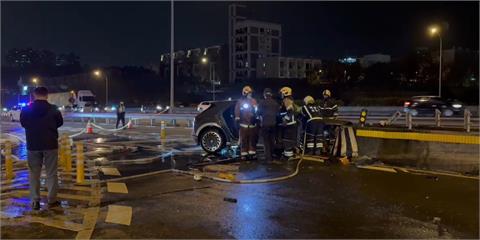 快新聞／楊梅休息站電動車自撞起火釀4死4傷！　國道公布近年車禍數據