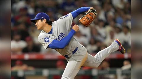 MLB(影)／大谷翔平首度季後賽擔任先發投手　準備大啖費城牛肉起司三明治