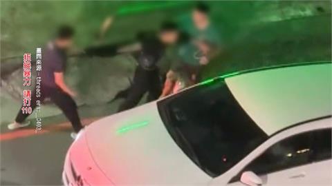 慶生變烏龍擄人！　黑衣男鎖喉壽星　嗆：不上車就開槍