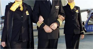 航空公司欠薪5個月！墨西哥機長「反鎖駕駛艙」拒飛　向乘客廣播吐苦水