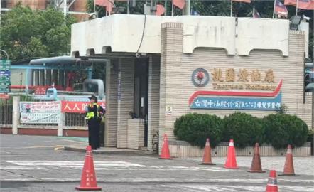 快新聞／桃園中油煉油廠「硫化氫」外洩！　1人無生命跡象急送醫