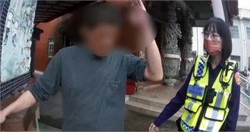 酒後沒錢付車資！男客暴走揮棍鬧公廟　警到場秒變乖還向司機道歉