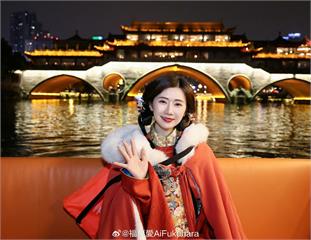 福原愛穿漢服「圓臉進化尖下巴」　網嚇呆：微胖版林志玲